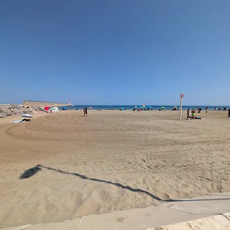 T2 Climatise, 2 Cours, Proche Plage, Parking Prive, 5 Pers., Animaux Acceptes - Fr-1-797-58