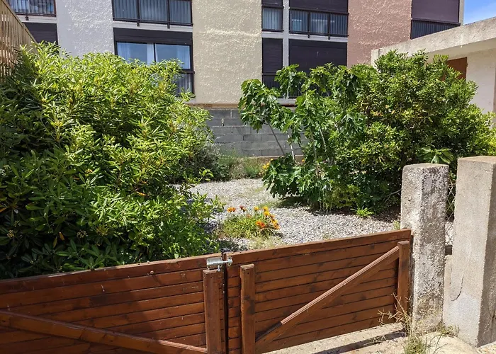 T2 Climatise, 2 Cours, Proche Plage, Parking Prive, 5 Pers., Animaux Acceptes - Fr-1-797-58 Villa